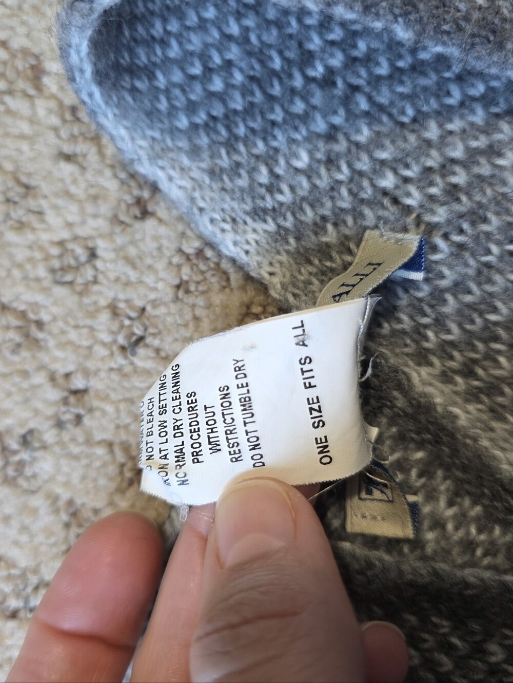 Fratelli Talli Poncho Shawl - Picture 7 of 7